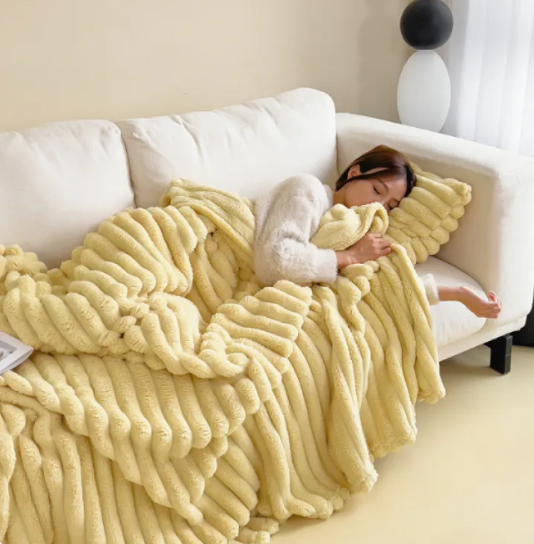 Soft Wind Bubble Velvet Blanket - My Store