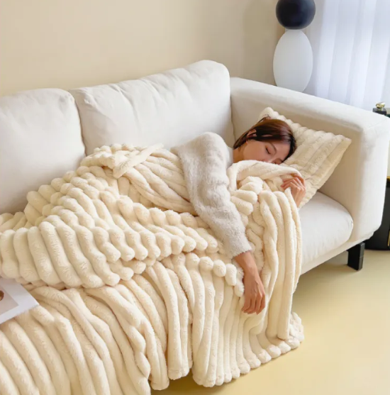 Soft Wind Bubble Velvet Blanket - My Store